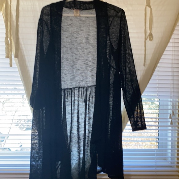 Cover up - Picture 2 of 3